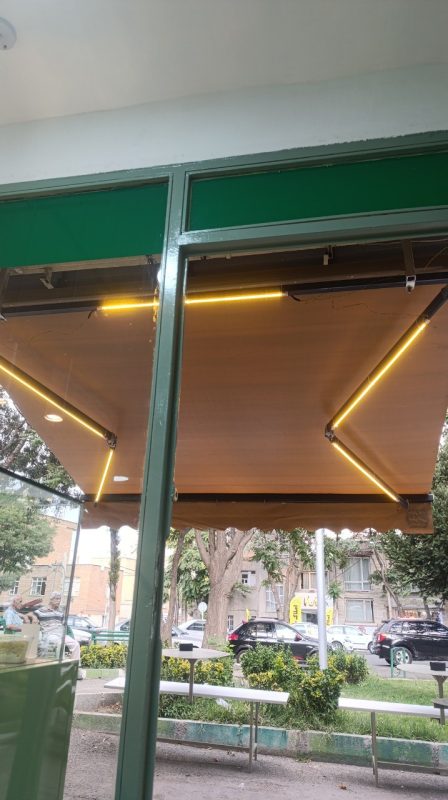 سایبان برقی ضدآب و باد